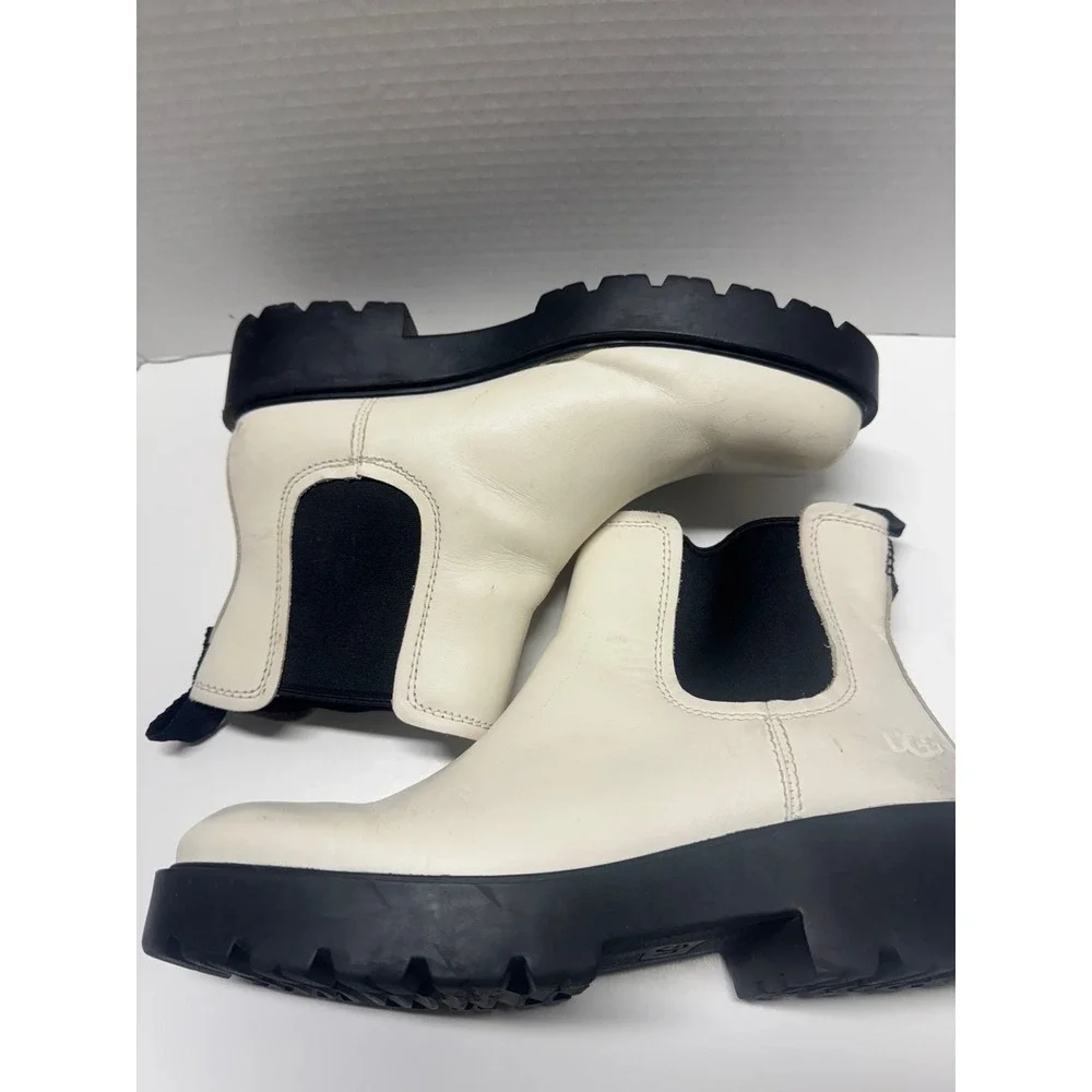 UGG Ashton Chelsea Boots Bright White Leather‎ Lug Sole 1115891 Womens 10